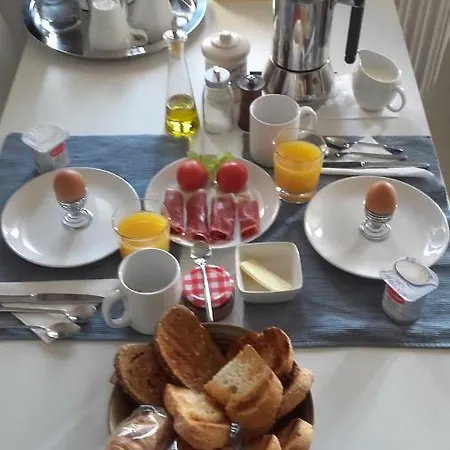 Bed & Breakfast Ca La Clareta Castellfollit de la Roca